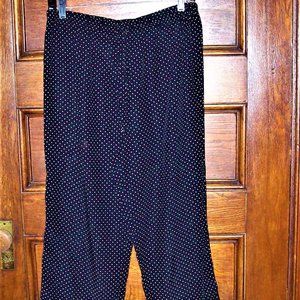 CLEO ***BRAND NEW *** CAPRI'S - 12P